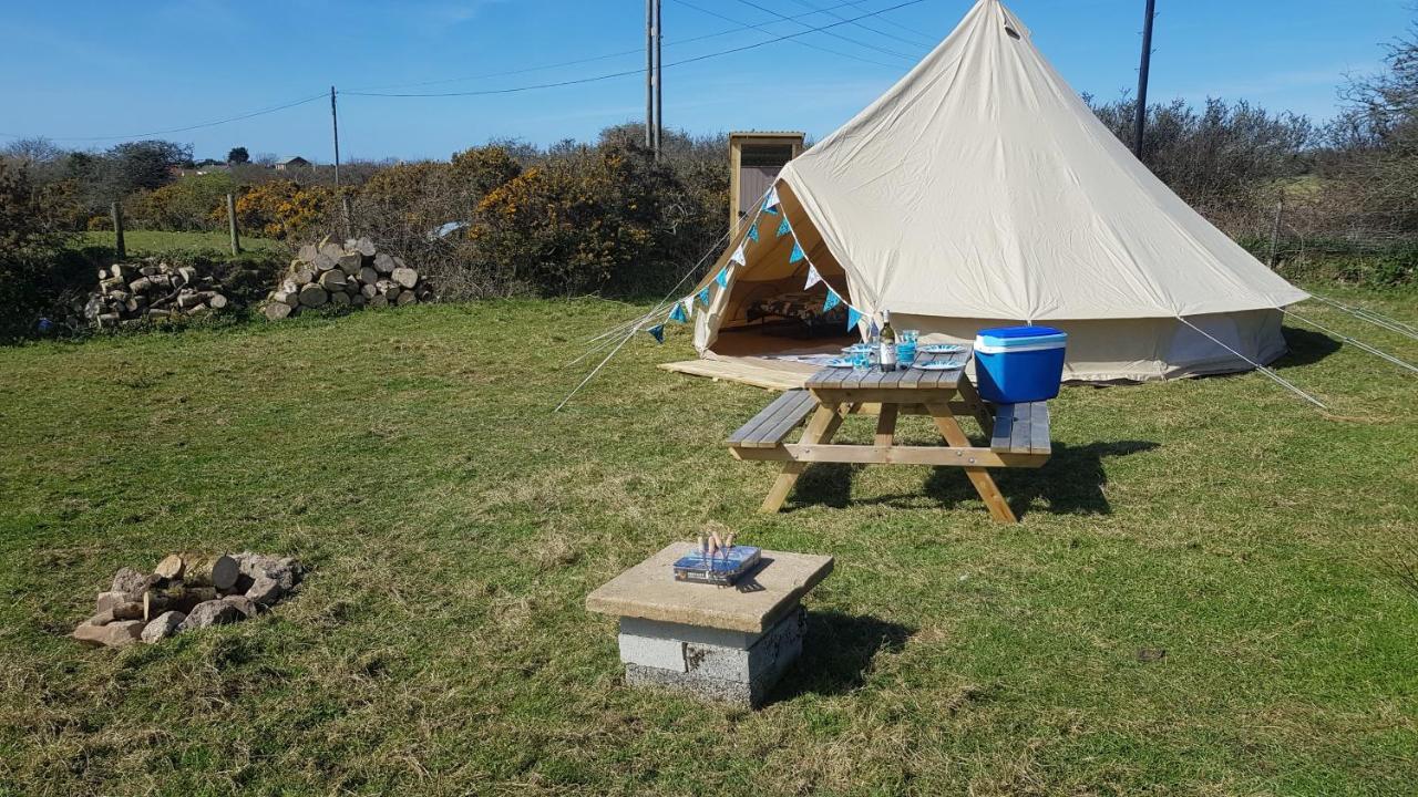 Cornish Skies Glamping Pool Extérieur photo