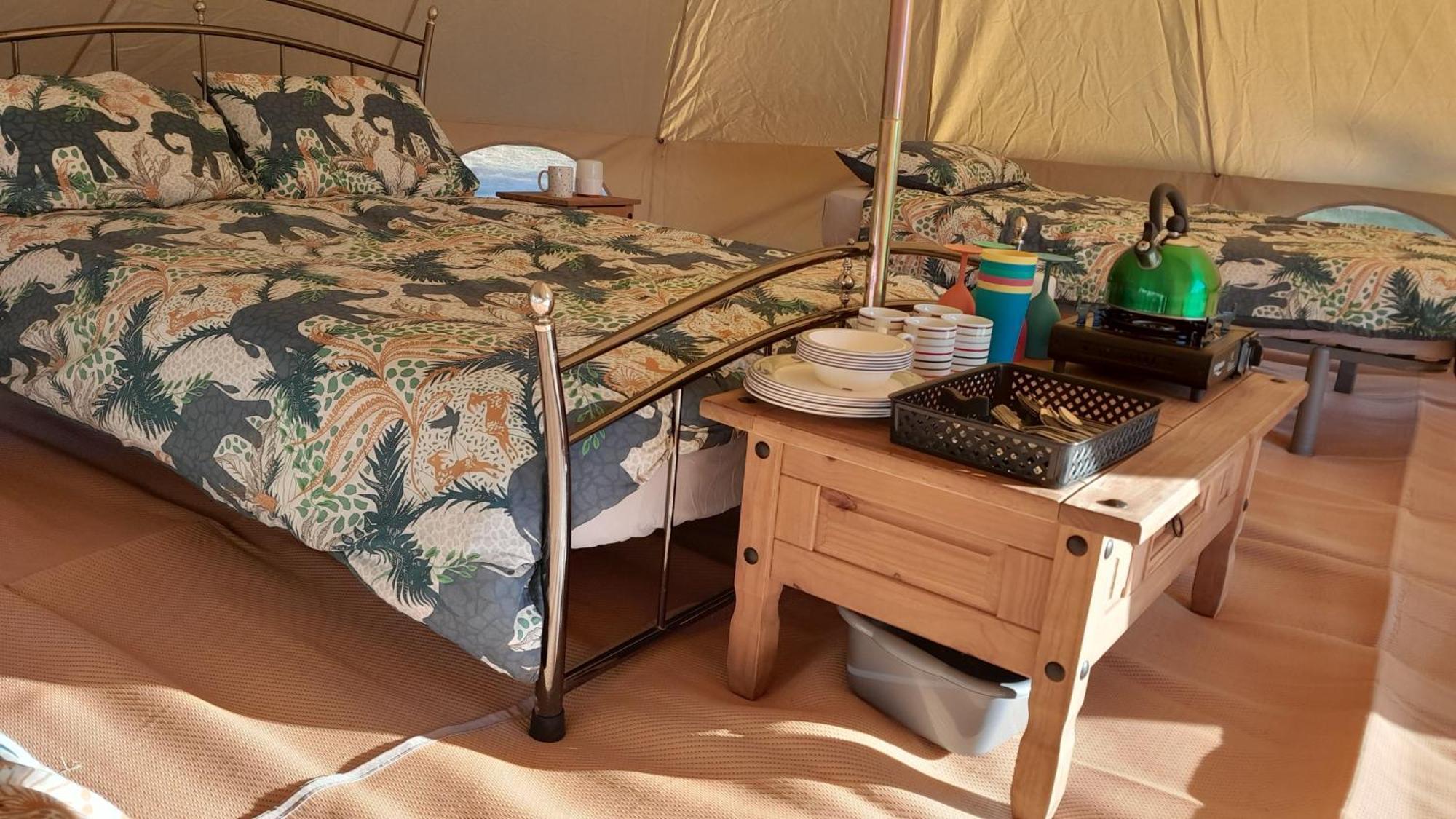 Cornish Skies Glamping Pool Extérieur photo