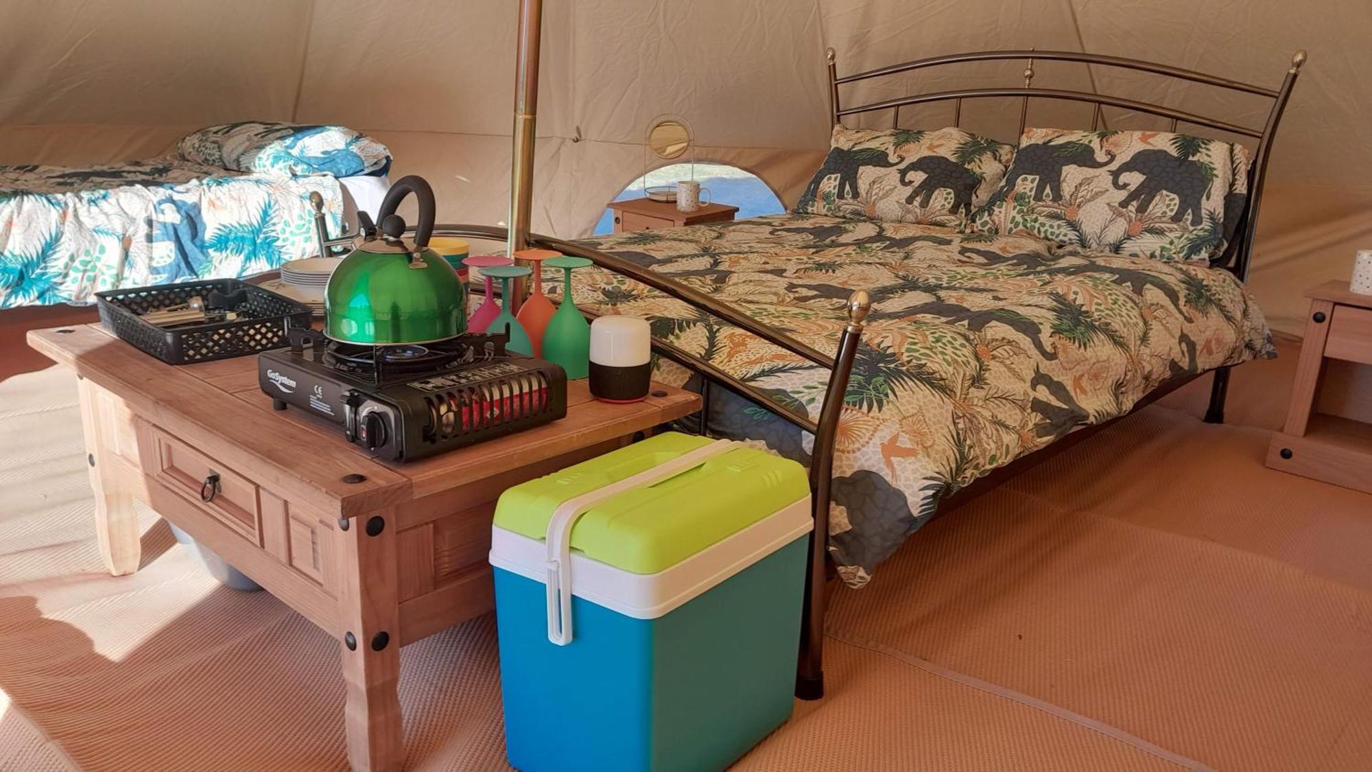 Cornish Skies Glamping Pool Extérieur photo